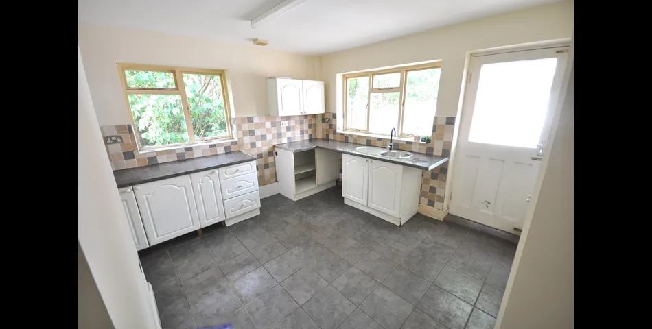 DETACHED BUNGALOW