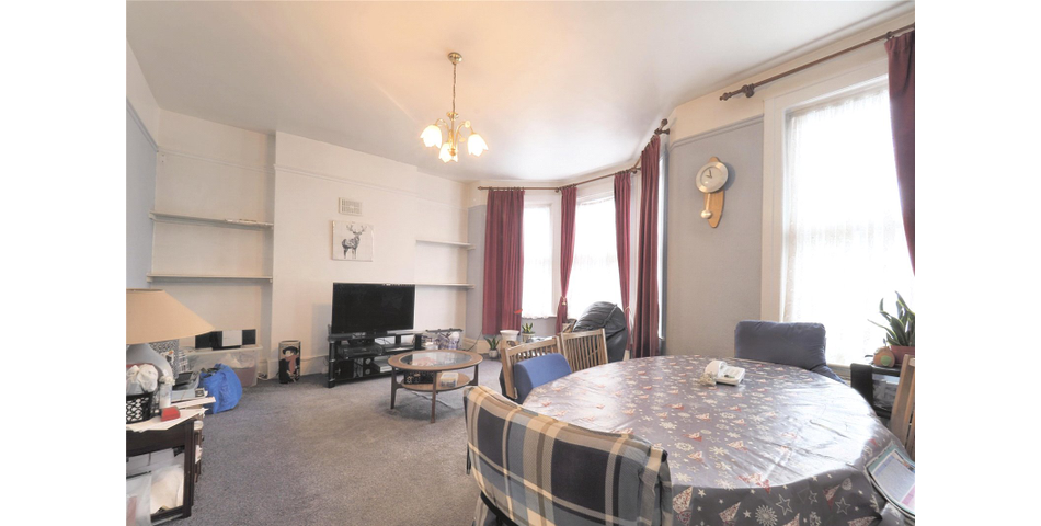 CHARMING 2 BEDROOM APARTMENT AVAILABLE IN LONDON