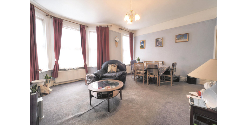 CHARMING 2 BEDROOM APARTMENT AVAILABLE IN LONDON