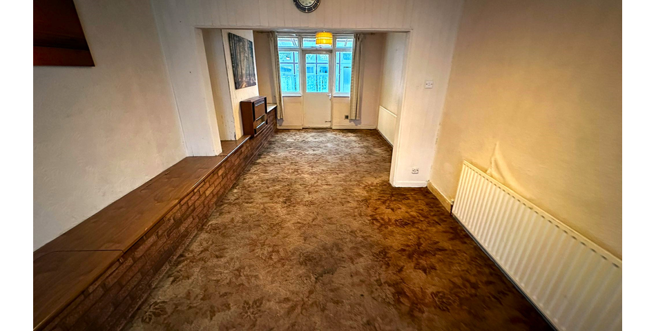 31 Holbrook Lane, Coventry, CV6 4AD