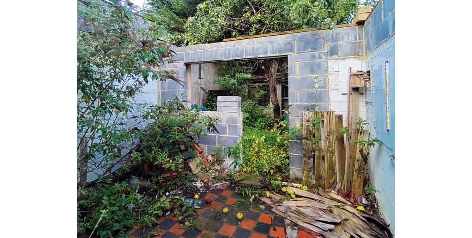 3-Bed Mid-Terraced Family Home in need of complete modernisation