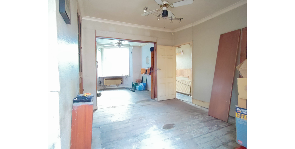 3-Bed Mid-Terraced Family Home in need of complete modernisation