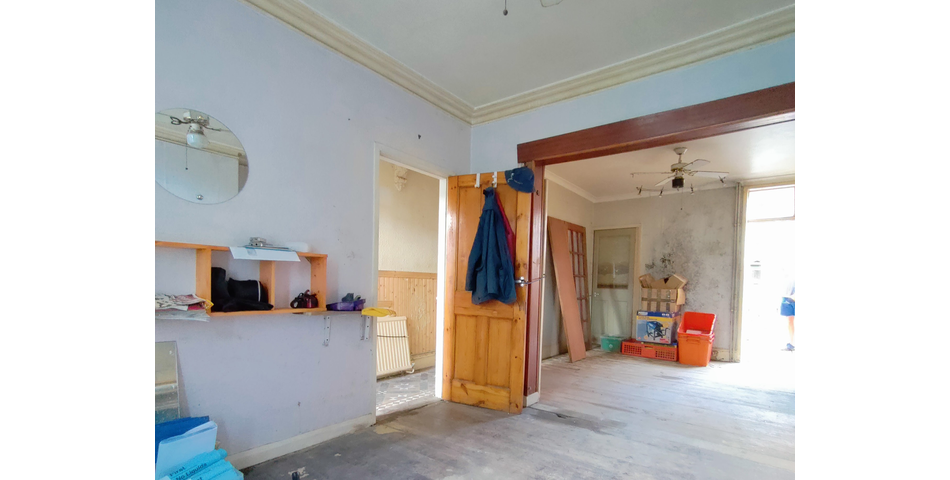 3-Bed Mid-Terraced Family Home in need of complete modernisation