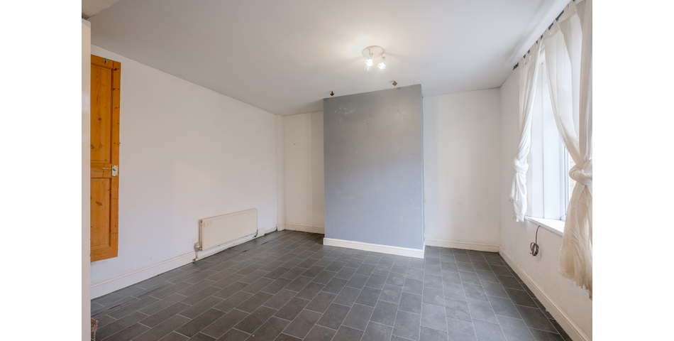 TWO BEDROOM END TERRACE 