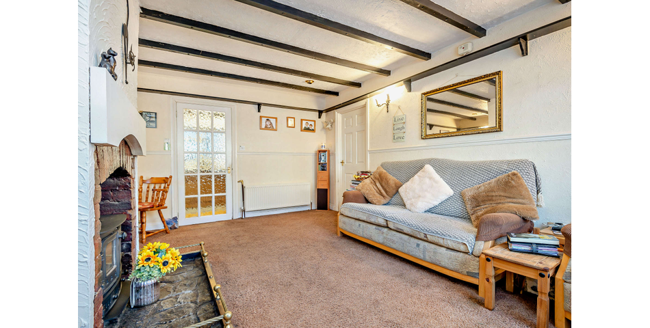 Roxlea, High Street, Clearwell, GL16 8JS