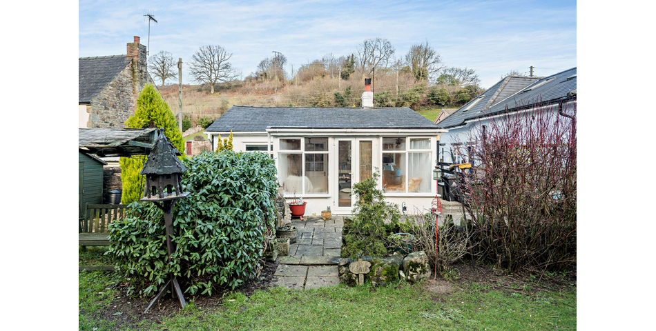 Roxlea, High Street, Clearwell, GL16 8JS