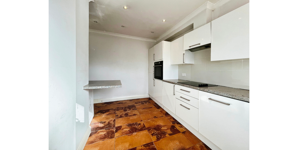 3 CHADBURY COURT 
