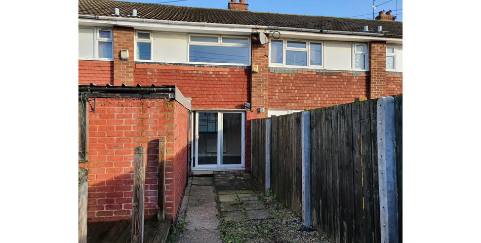 2 Bedroom Terraced House, Ideal Investment, in Hull