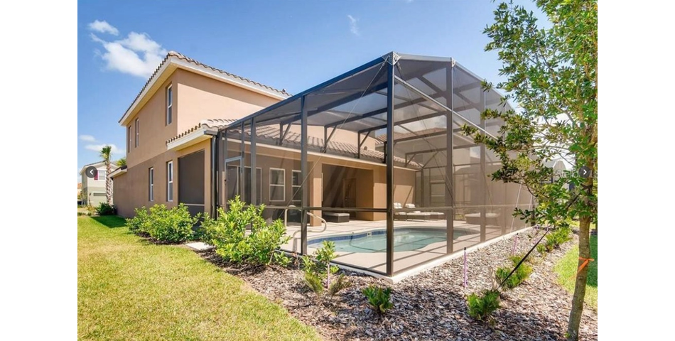 GLORIOUS 6 BEDROOM PROPERTY