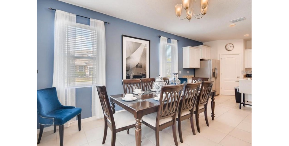 GLORIOUS 6 BEDROOM PROPERTY