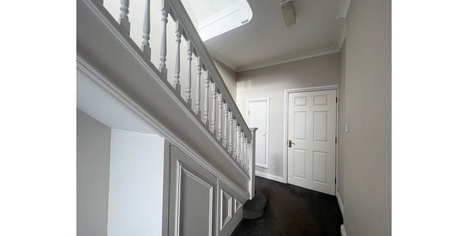 PROBATE SALE REQUIRING MODERNISATION - LOWER PARKSTONE, POOLE