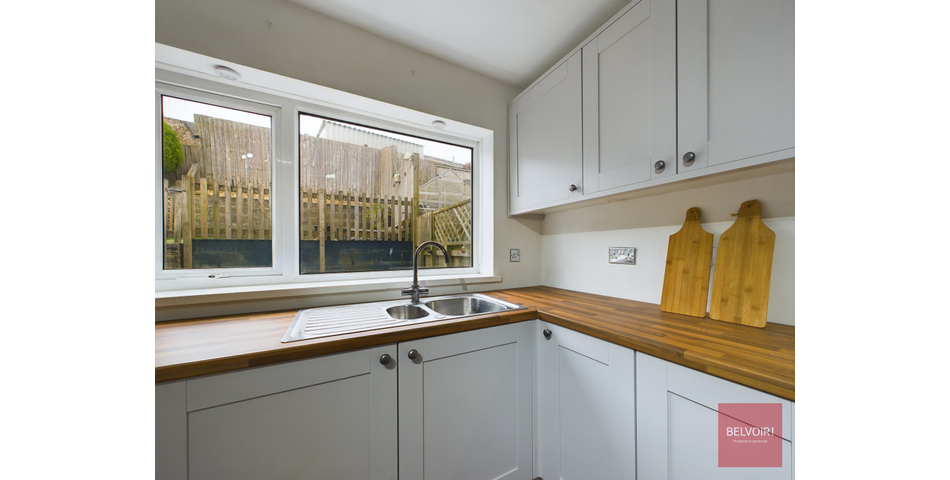3 Heol Islwyn, Gorseinon, Swansea SA4 4LJ