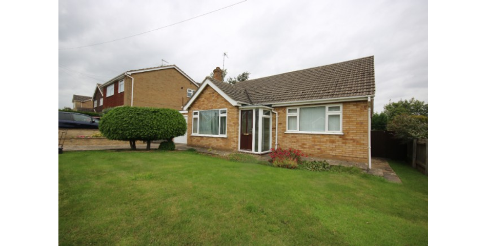 Two Bedroom Detatched Bungalow On A Large Plot In The Centre Of Oakham
