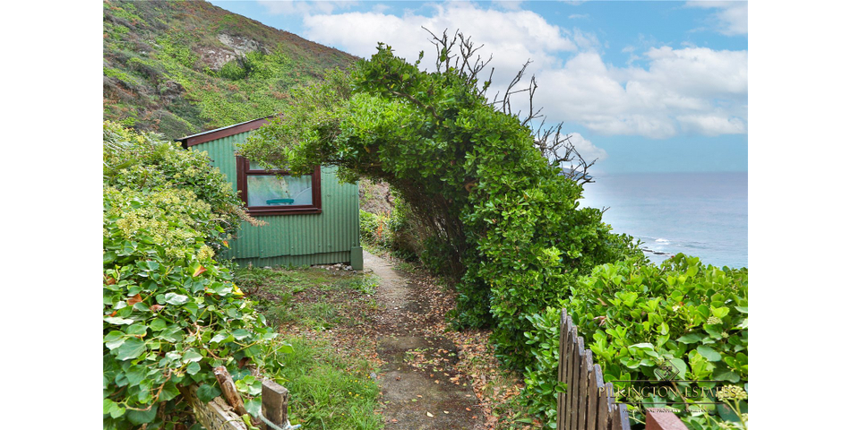 Treninnow Cliff, Whitsand Bay, PL10 1JY