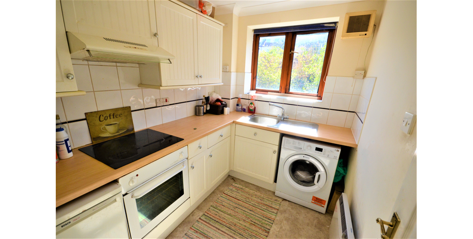Two double bedroom ground floor apartment 