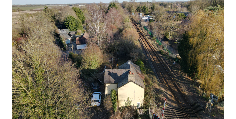 3 Bedroom Cottage with Large Plot