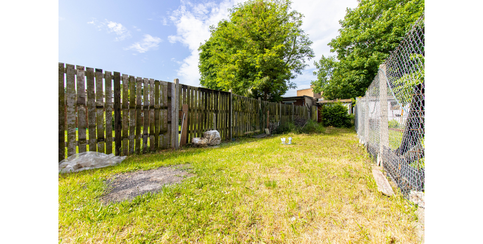 Large 3/4 Bedroom Investment Property