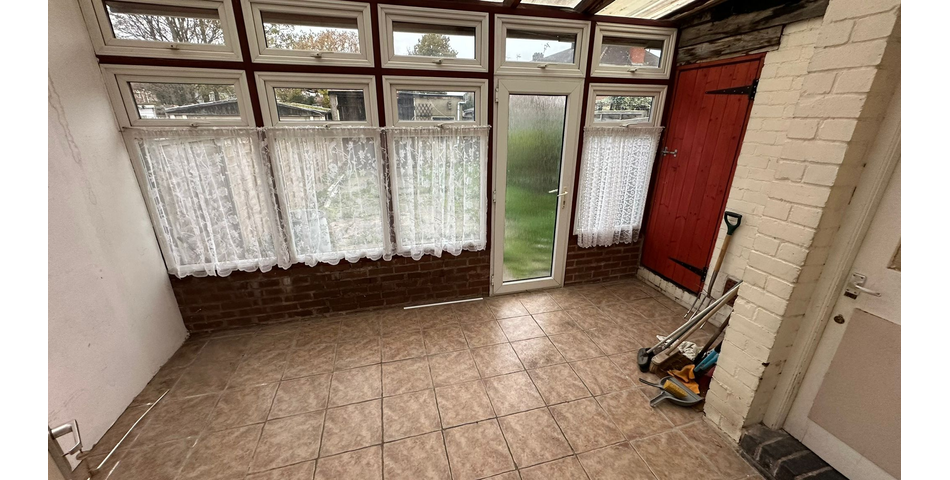31 Holbrook Lane, Coventry, CV6 4AD