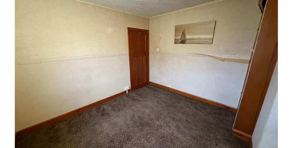 31 Holbrook Lane, Coventry, CV6 4AD