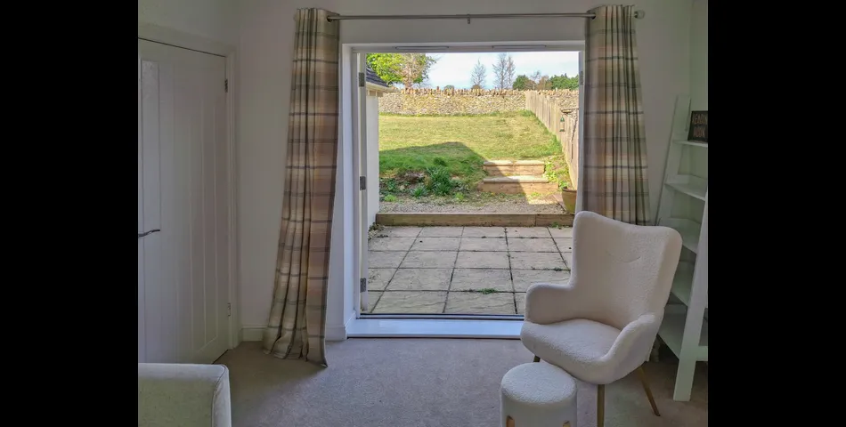 28 Hatherop Road
