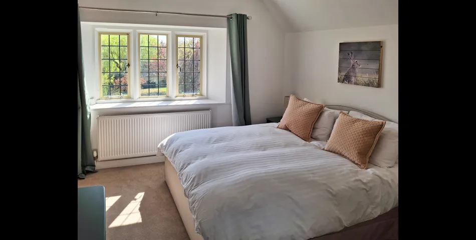 28 Hatherop Road