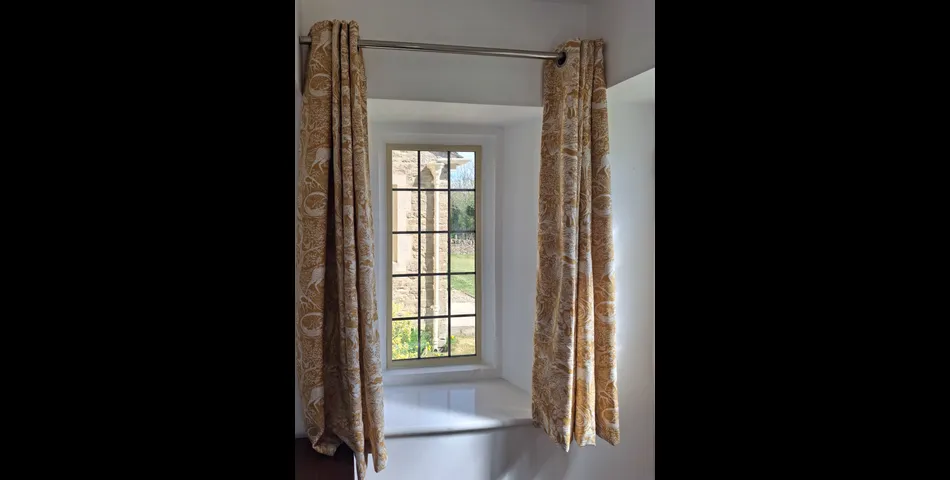 28 Hatherop Road