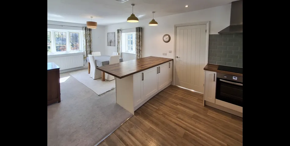28 Hatherop Road