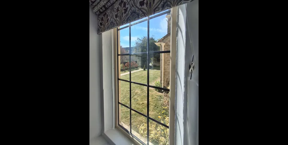 27 Hatherop Road