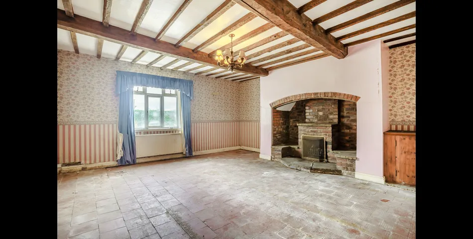 LOWER FARM, ISYCOED, WREXHAM, LL13 9RY