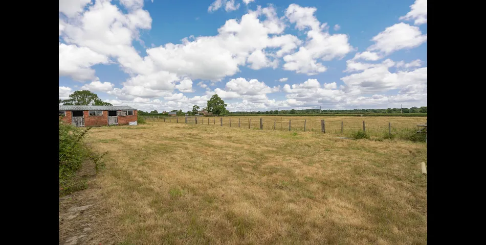 LOWER FARM, ISYCOED, WREXHAM, LL13 9RY