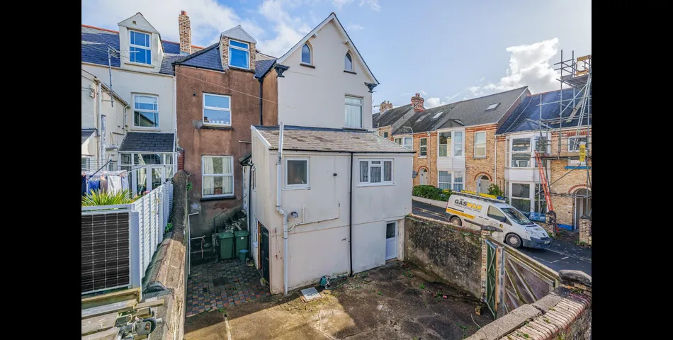 Hills View, Barnstaple