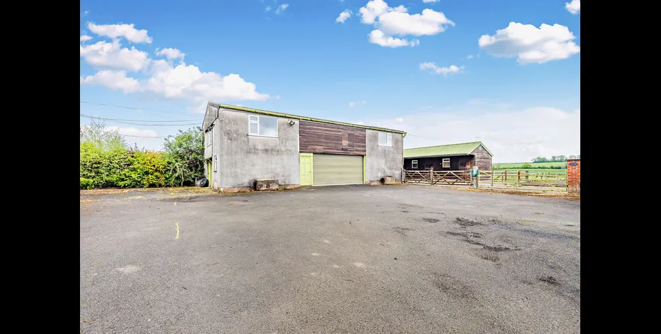 Lot 2 of 2 – Barn, stables, and 3.5 acres in Ombersley, with Class Q consent to convert into a four bedroom home.