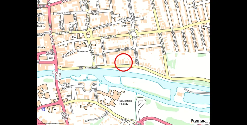 A Victorian bay fronted eight bedroom semi detached property with panoramic views of Bedford’s riverside Embankment. 