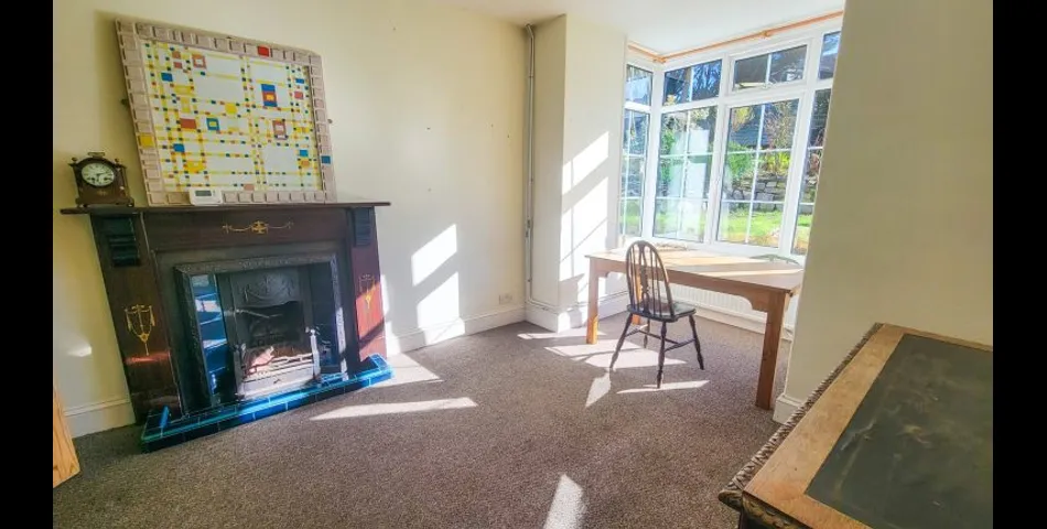 A spacious Coastal home with HUGE POTENTIAL! 