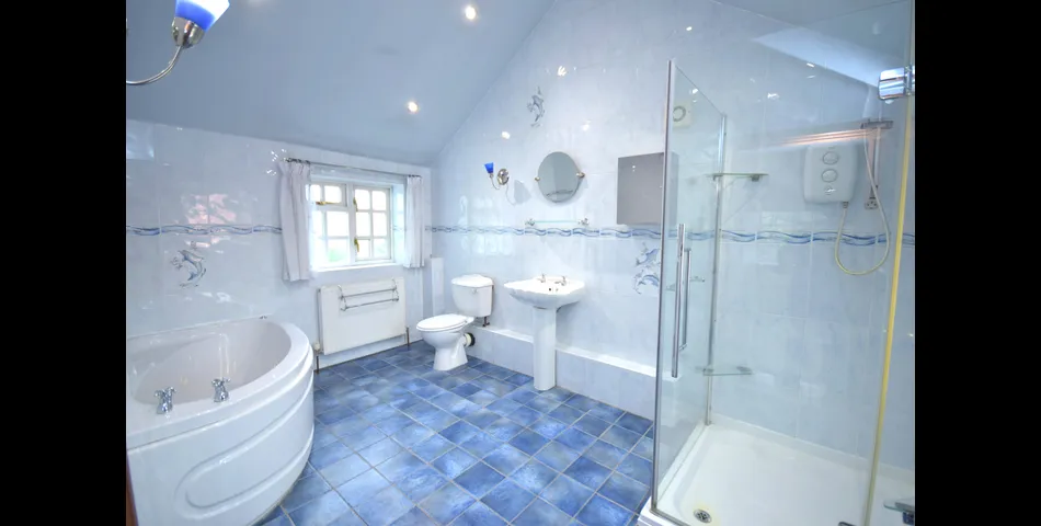 1 Hall Cottages, Pinfold Lane, Kirk Smeaton, WF8 3JT