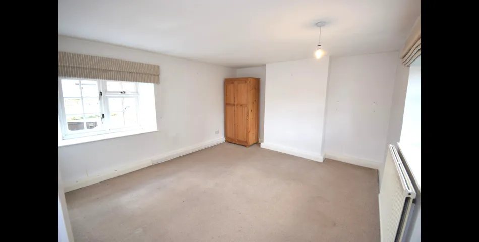 1 Hall Cottages, Pinfold Lane, Kirk Smeaton, WF8 3JT