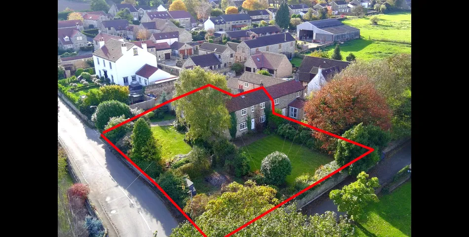 1 Hall Cottages, Pinfold Lane, Kirk Smeaton, WF8 3JT