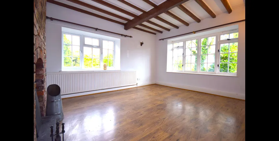1 Hall Cottages, Pinfold Lane, Kirk Smeaton, WF8 3JT
