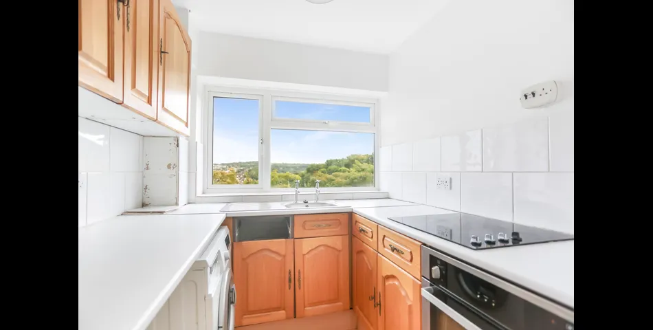 16 Ditchling Court, 136a Ditchling Road, Brighton, BN1 6JA