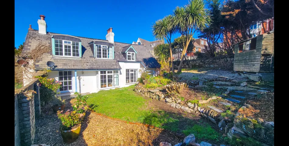 A spacious Coastal home with HUGE POTENTIAL! 