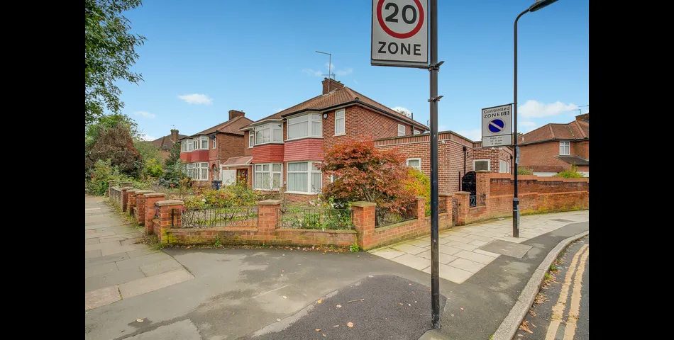 Semi Detached - Corner Plot