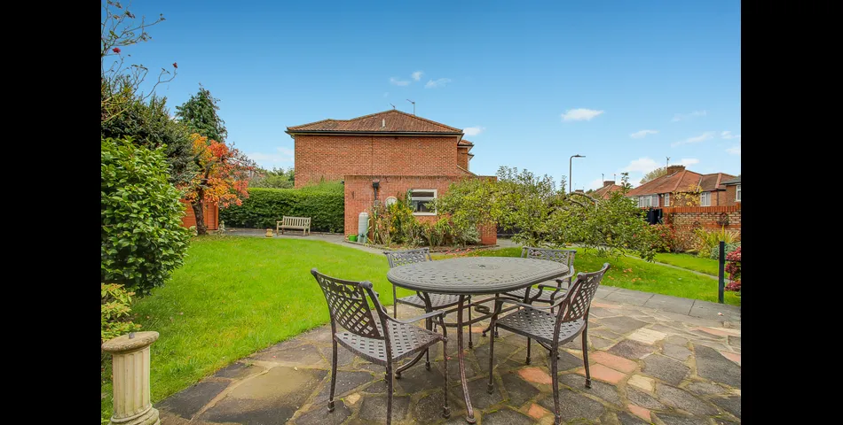 Semi Detached - Corner Plot