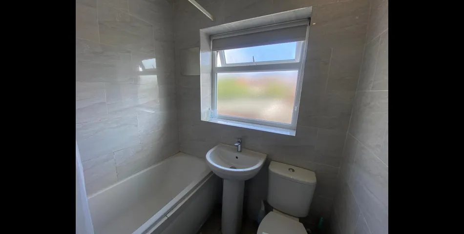 142 Middlemarch Road, Coventry, CV6 3GH