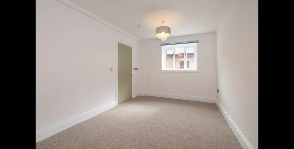 A four bedroom property located in the City Centre of Worcester, ideal for investment