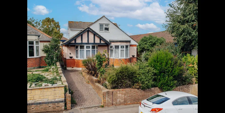4/5 Bedroom Chalet Bungalow