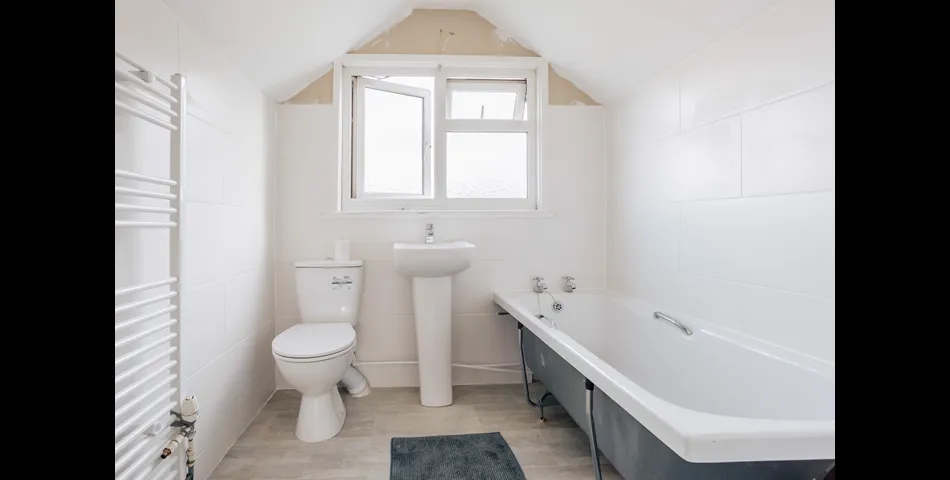 4/5 Bedroom Chalet Bungalow