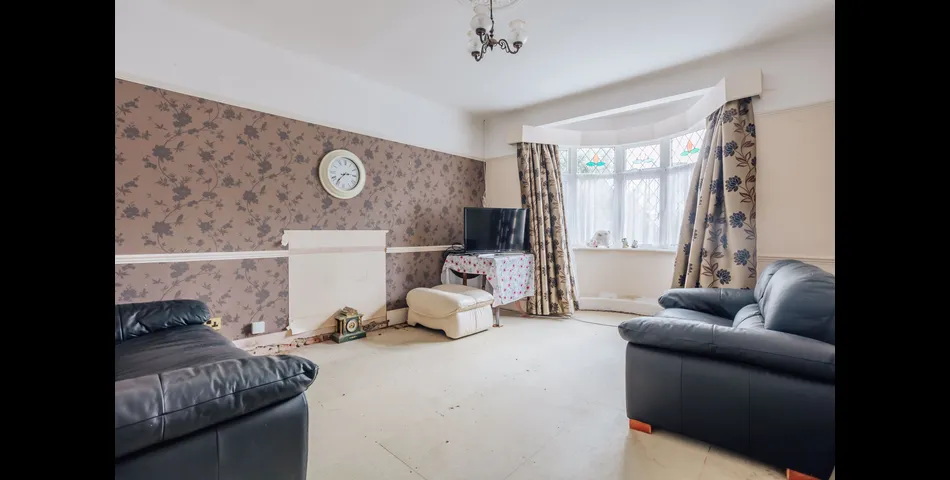 4/5 Bedroom Chalet Bungalow