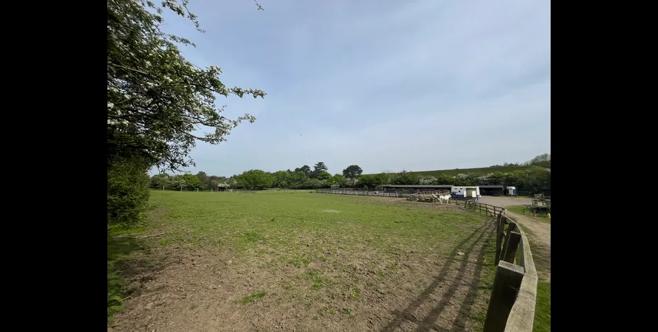 Equestrian Property off Oldbury Road, Hartshill, Nuneaton, CV10 0TJ