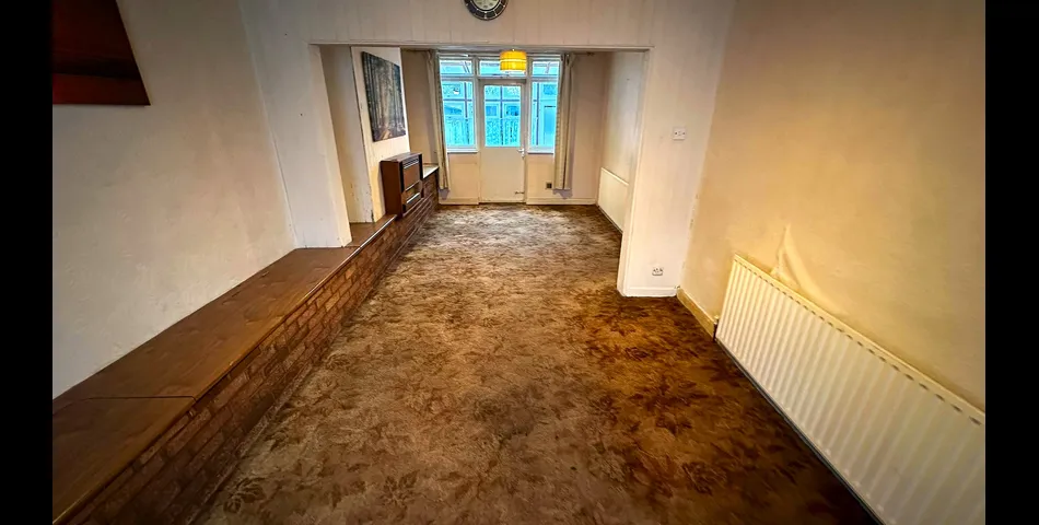 31 Holbrook Lane, Coventry, CV6 4AD