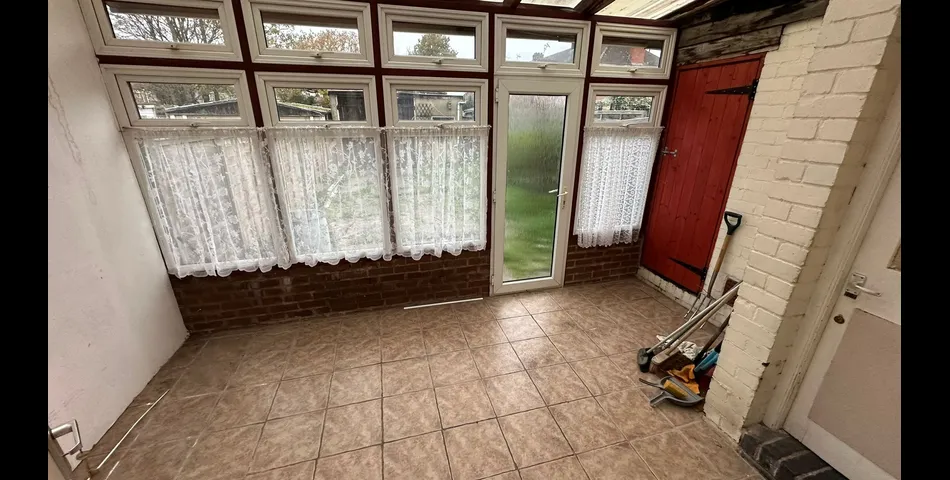 31 Holbrook Lane, Coventry, CV6 4AD
